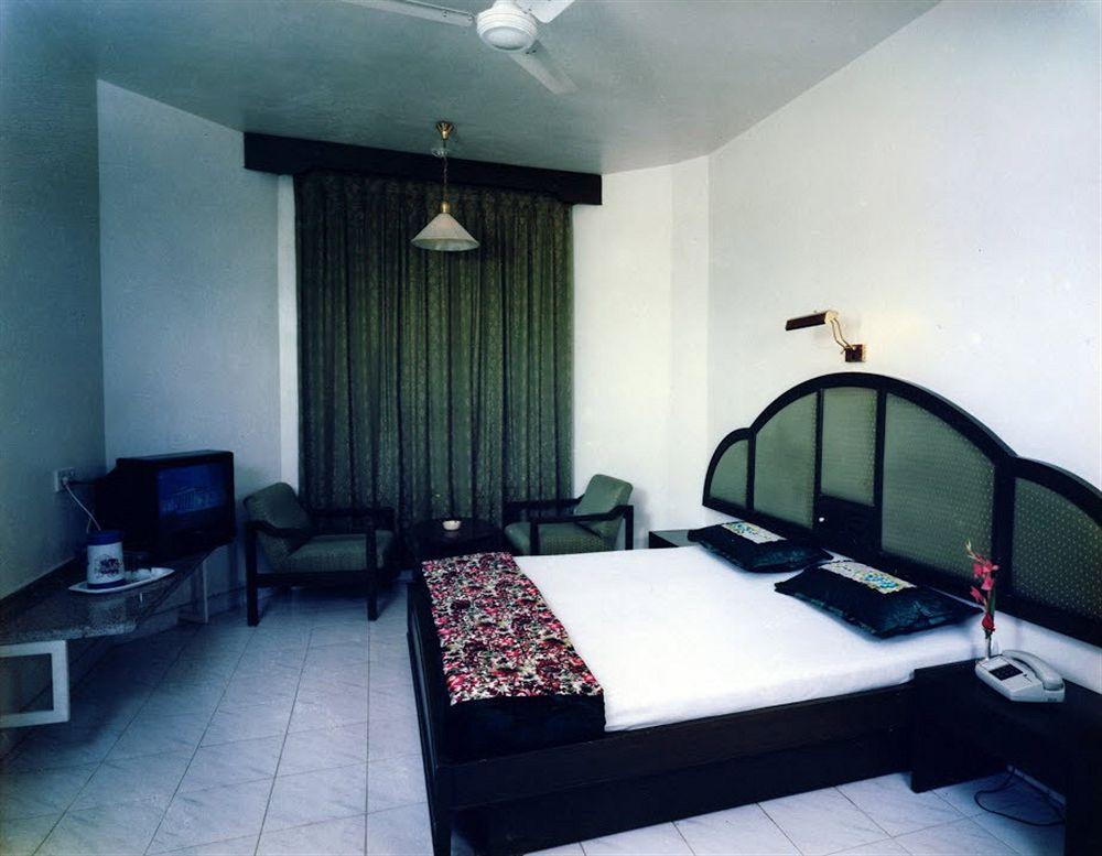 Hotel Ashish Plaza Pune Luaran gambar